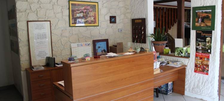 奥福德布瓦酒店(Au Feu de Bois)图片