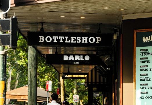 Darlo Bar Darlinghurst Hotel Overview