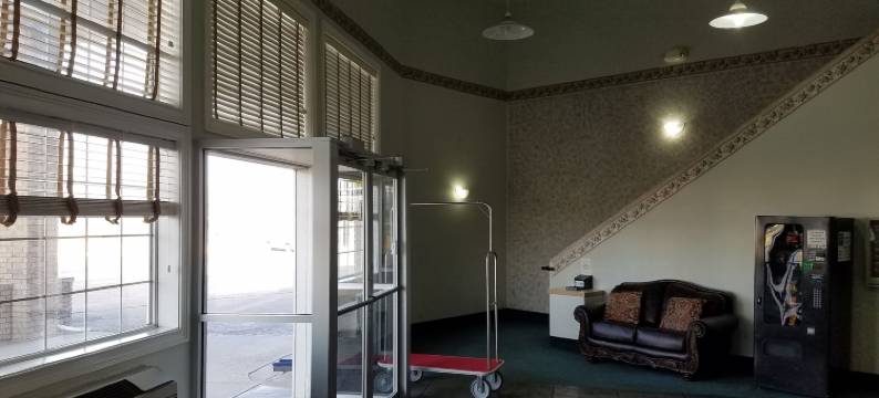 简单奖励旅馆(Simple Rewards Inn)图片