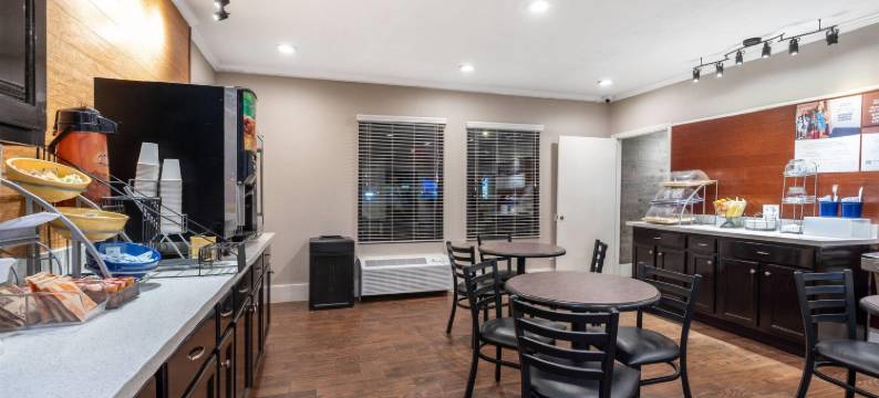 班布里奇戴斯酒店(Days Inn by Wyndham Bainbridge)图片