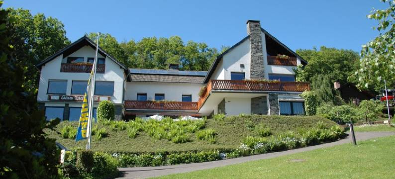 蒂芬巴赫潘森酒店(Pension Haus Diefenbach)图片