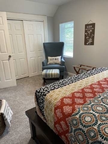 Comfy Home on 2+ acres just outside the White Mountains on the Connecticut River