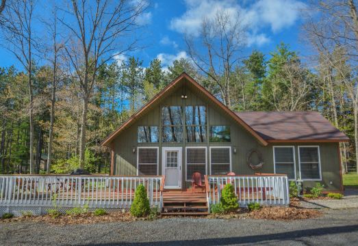 Chasing Dreams Hotel Overview