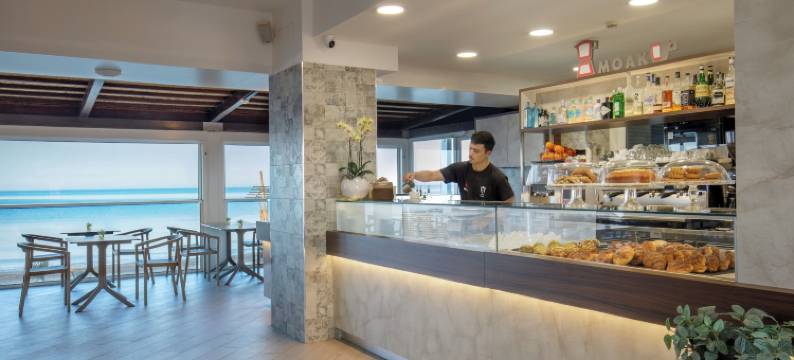 提雷诺酒店(Hotel Tirreno)图片