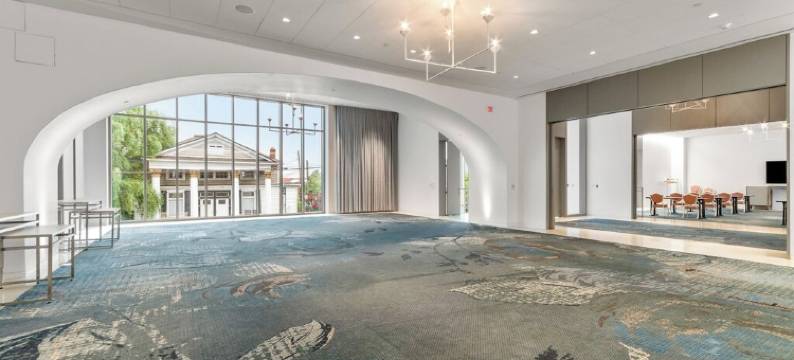 多伊尔酒店(The Doyle Hotel)图片