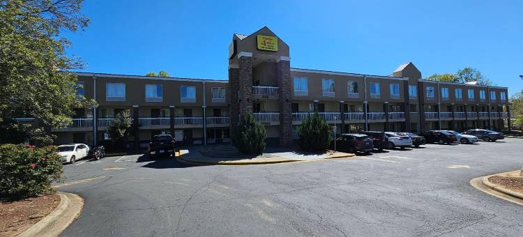 夏洛特平价套房(Studios & Suites 4 Less Charlotte)图片