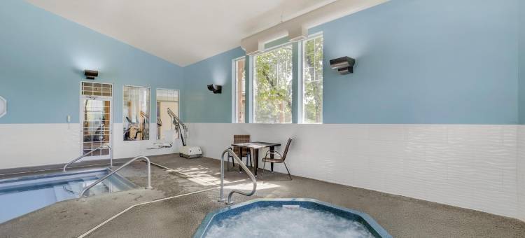 河滨贝斯特韦斯特优质套房酒店(Best Western Plus Riverfront Hotel and Suites)图片