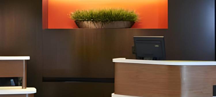 底特律-迪尔伯恩万怡酒店(Courtyard Detroit Dearborn)图片