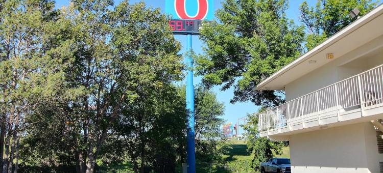 俾斯麦6号汽车旅馆(Motel 6 Bismarck, ND)图片