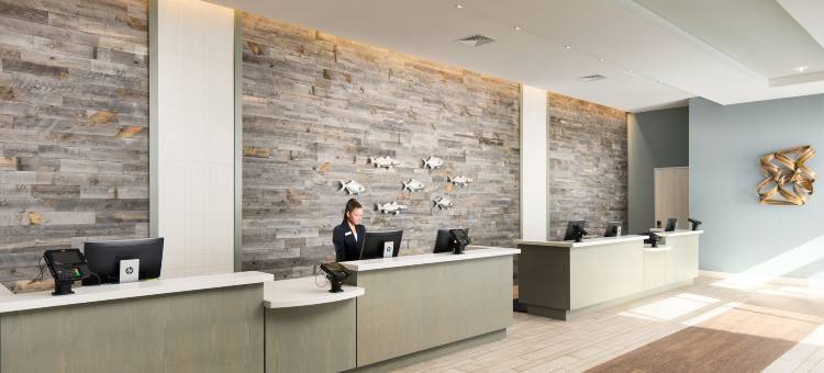 默特尔比奇海滨希尔顿逸林度假村(DoubleTree Resort by Hilton Myrtle Beach Oceanfront)图片