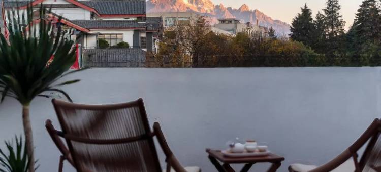 XISU丨喜宿·日照金山丨观雪山全景智能美宿图片