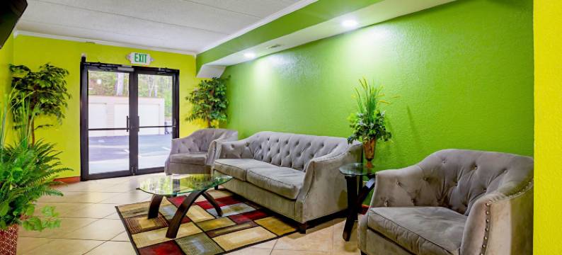 品质酒店及套房-六旗东附近(Quality Inn & Suites Near Six Flags East)图片