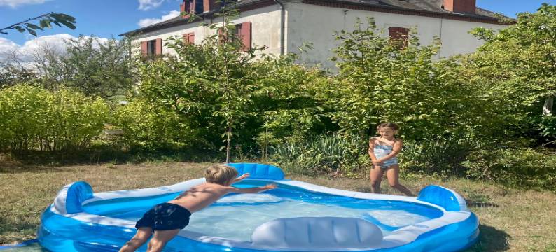 Charming Home by River Allier图片