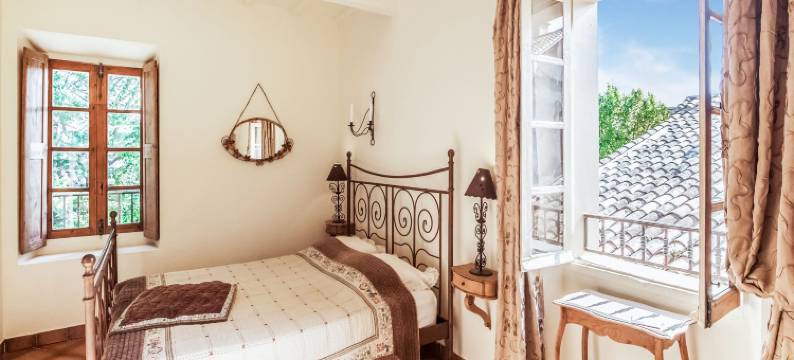 Holiday Home in Lorgues with Pool and Terrace图片
