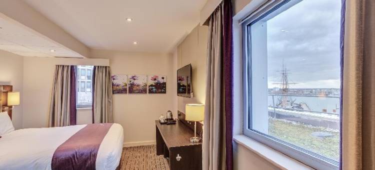 朴次茅斯造船厂普瑞米尔酒店(Premier Inn Portsmouth Dockyard)图片