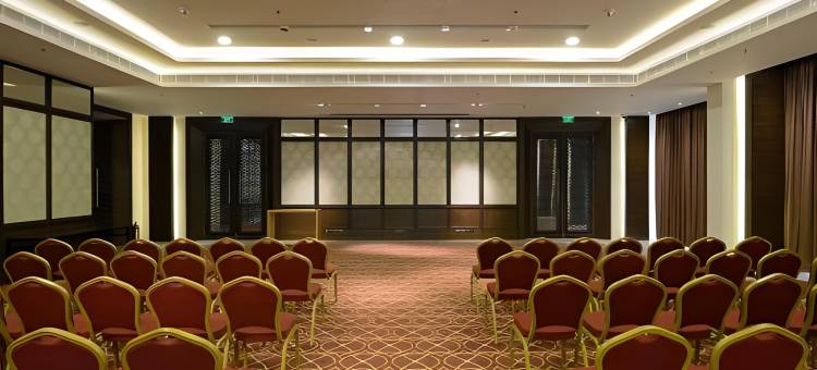 纳文湖畔酒店(Hotel Naveen Lakeside)图片