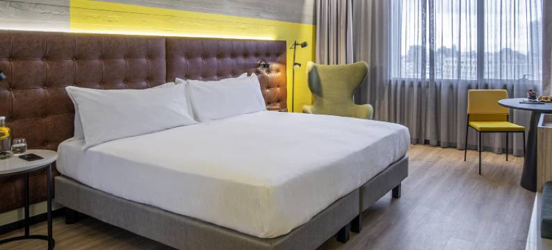 圣地亚哥埃尔博斯克铂尔曼酒店(Pullman Santiago El Bosque)图片