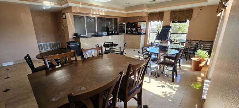 普吉特套房酒店(Budgetel Inn and Suites)图片