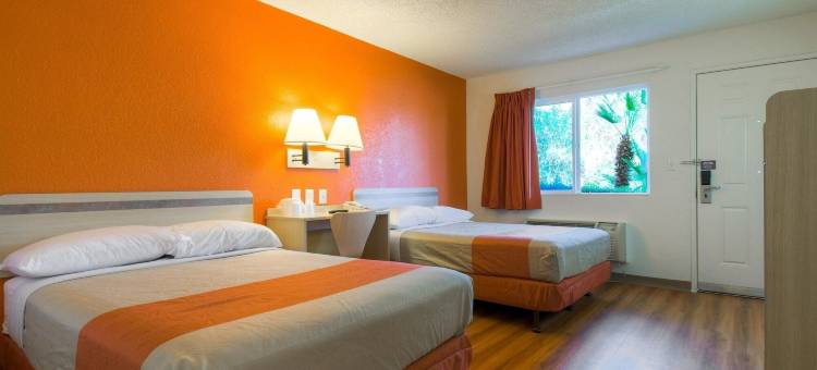 棕榈泉兰乔米拉日6号汽车旅馆(Motel 6 Rancho Mirage, CA - Palm Springs)图片