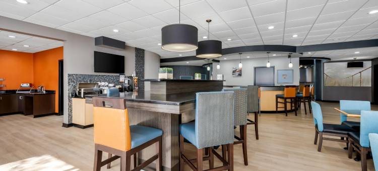 新伯尔尼和樱桃角舒适套房酒店(Comfort Suites New Bern Near Cherry Point)图片