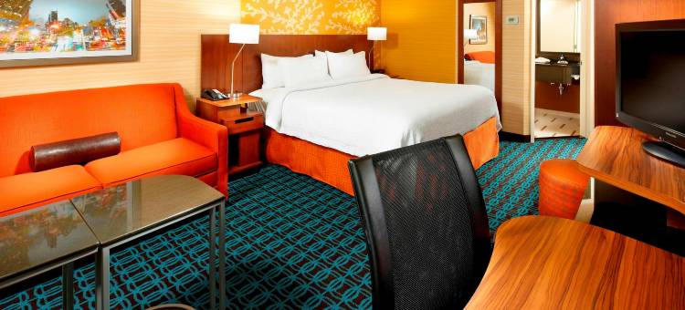 东拉瑟福德梅多兰兹万枫酒店(Fairfield Inn East Rutherford Meadowlands)图片