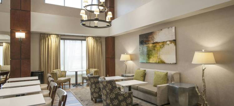 希尔顿欢朋莫比尔机场及大学区套房酒店(Hampton Inn & Suites by Hilton Mobile Airport University Area)图片
