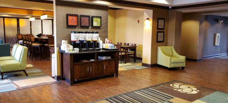 希尔顿欢朋酒店-斯托(Hampton Inn Stow)图片