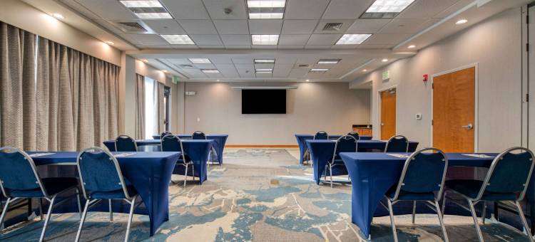 威尔明顿大学区欢朋酒店(Hampton Inn Wilmington-University Area/Smith Creek Station)图片