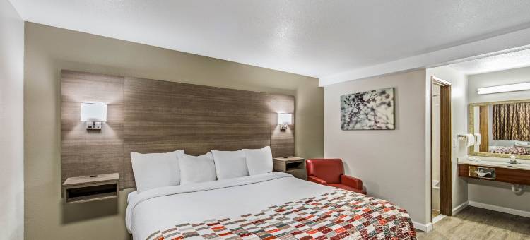 温德姆华美达-梅德福机场北(Ramada by Wyndham Medford Airport North)图片