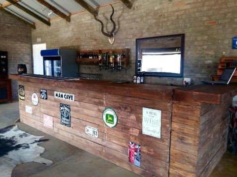 Zwartberg View Mountain LodgeHotel Overview