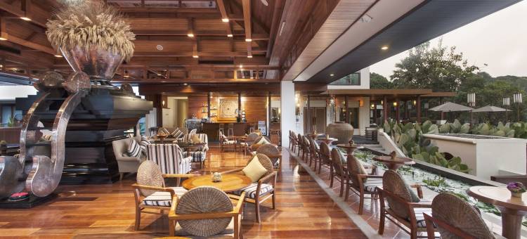 兰纳河畔水疗度假村(RatiLanna Riverside Spa Resort)图片