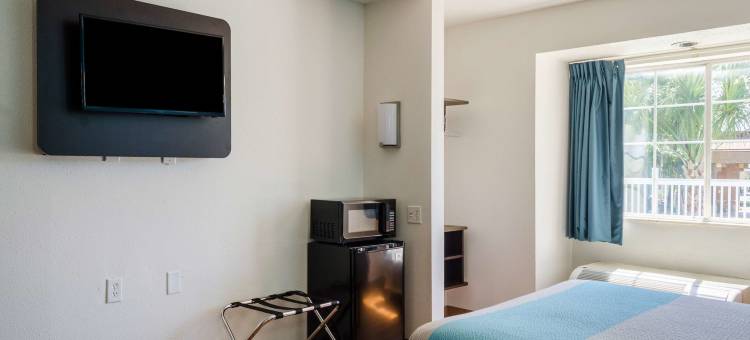 莫比尔提曼斯角伊克诺旅馆(Mobile, Al)图片