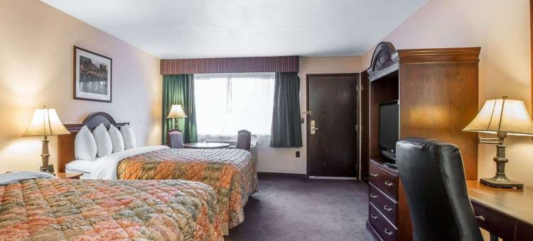 卡梅伦帕克诗格尔斯普林斯凯艺套房酒店(Quality Inn & Suites Cameron Park Shingle Springs)图片