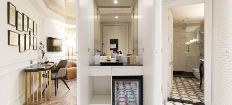 伊兹密尔机场希尔顿逸林酒店(DoubleTree by Hilton Izmir Airport)图片