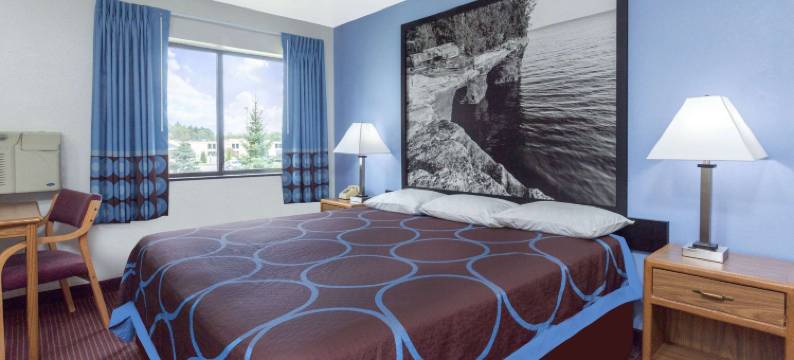 威斯康星戴尔斯速8酒店(Super 8 by Wyndham Wisconsin Dells)图片