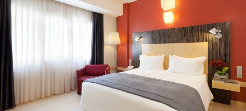 阿利夫阿万达斯酒店(Hotel Alif Avenidas)图片