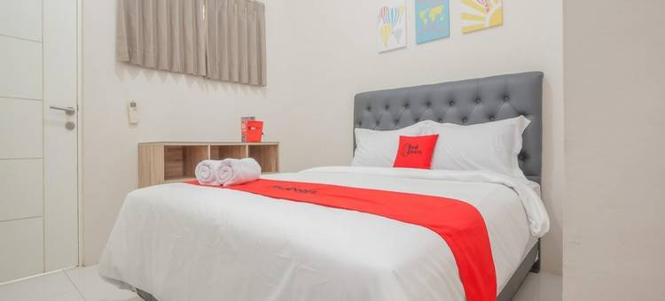 红多兹酒店-近泗水西普拉高尔夫球场(RedDoorz Near Ciputra Golf Surabaya)图片