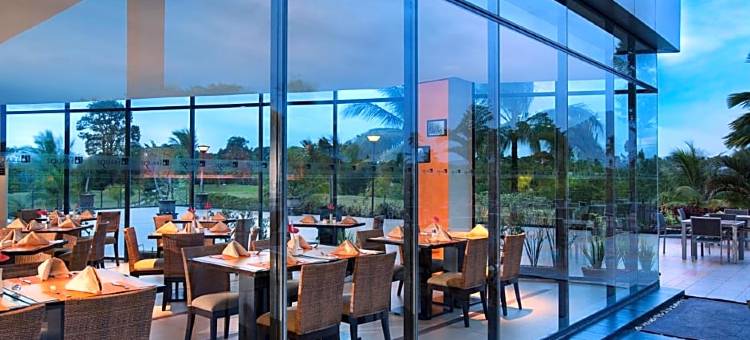 美纳多高尔夫诺富特度假酒店和会议中心(Novotel Manado Golf Resort & Convention Center)图片