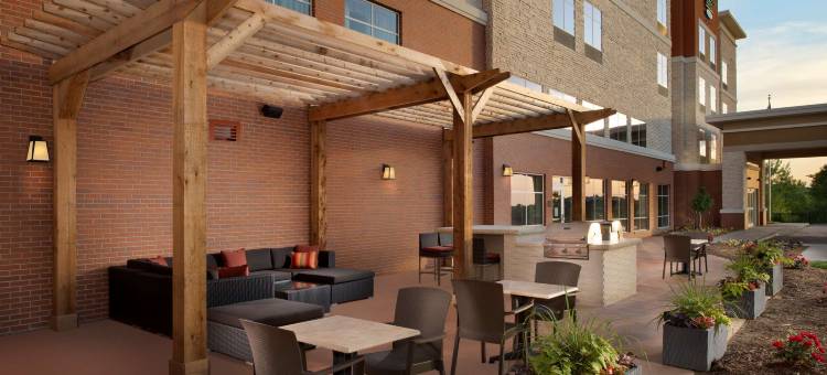 堪萨斯城赛道Homewood Suites by Hilton(Homewood Suites by Hilton Kansas City Speedway)图片