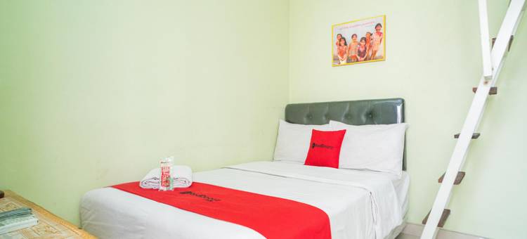 红多兹酒店-近诗都阿佐太阳城购物中心(RedDoorz Syariah Near Suncity Mall Sidoarjo)图片