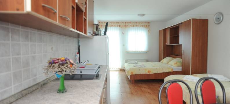 卡斯卡别墅酒店(Apartmani Vila Caska)图片