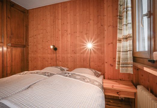 Dent Favre A 5 Hotel Overview