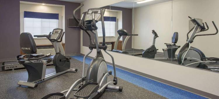 卡尔德威尔 I-77 康铂酒店及套房(Quality Inn & Suites Caldwell I-77)图片