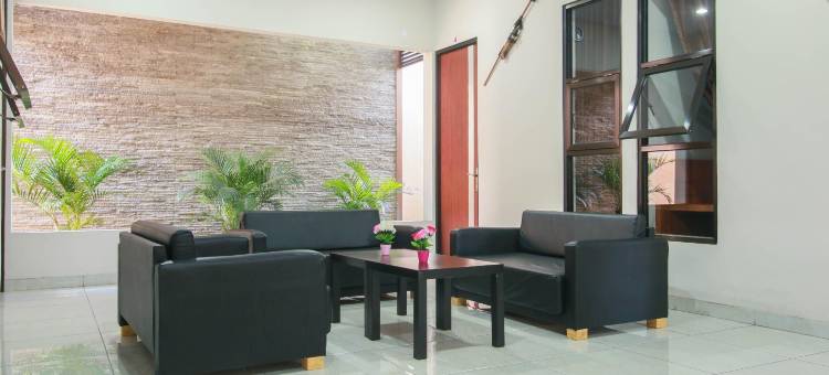 红多兹伊斯兰酒店-近索迪尔曼珍德拉大学(RedDoorz Syariah Near Universitas Jenderal Soedirman)图片