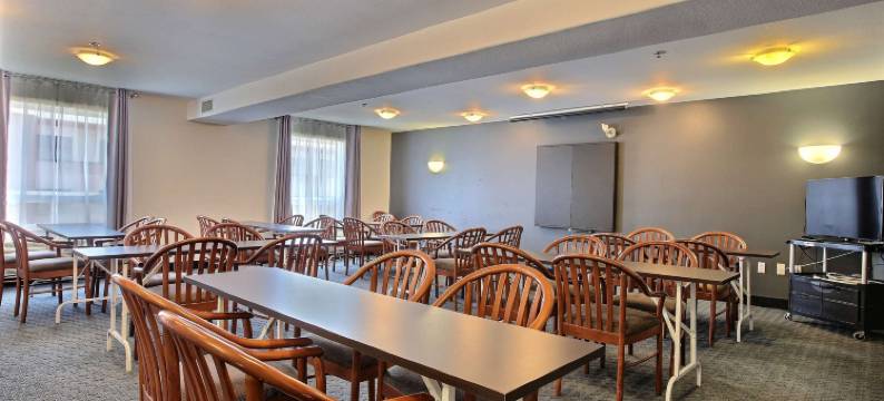 三河市速8酒店(Super 8 by Wyndham Trois-Rivieres)图片