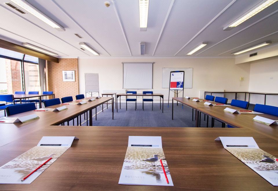 Dalmeny HotelHotel Overview