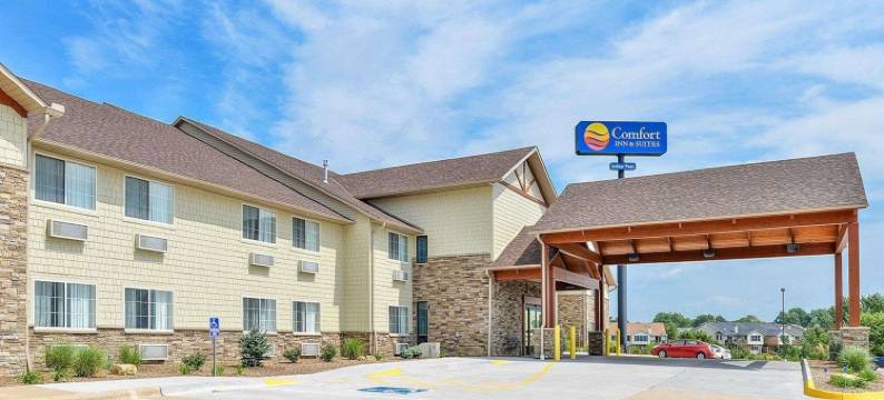河景舒适套房酒店(Comfort Inn & Suites Riverview Near Davenport and I-80)图片