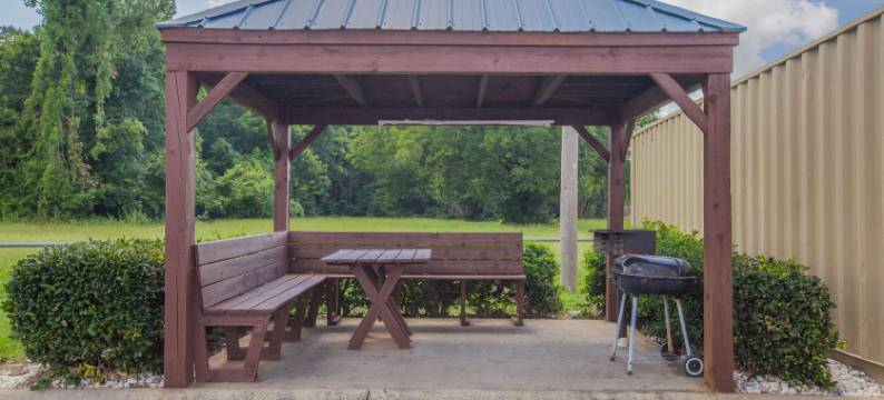 派恩布拉夫戴斯套房酒店(Days Inn & Suites by Wyndham Pine Bluff)图片