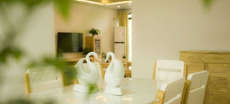 江雾名宿公寓(凤凰路分店)图片