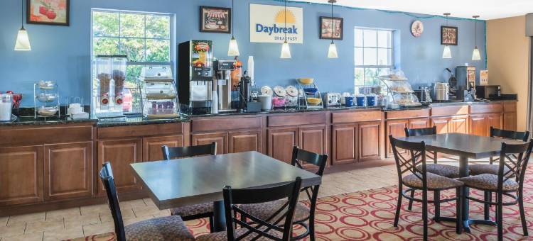 佩里维尔戴斯酒店(Days Inn by Wyndham Perryville)图片